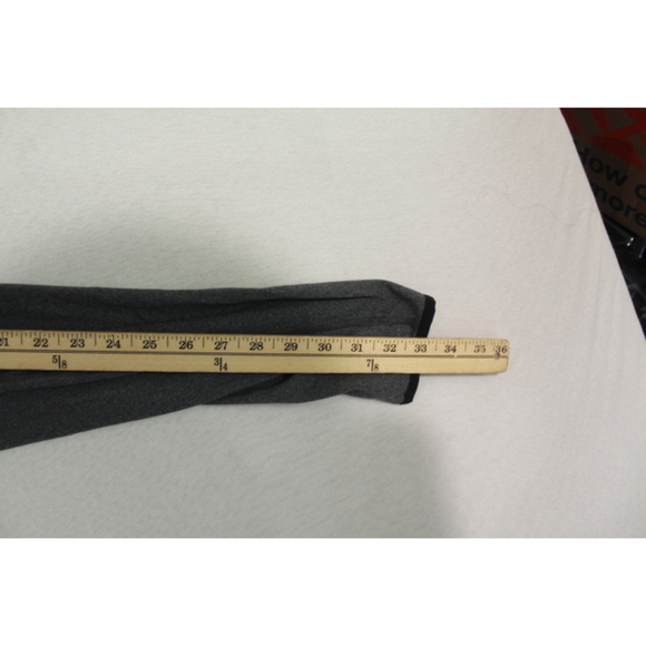 Under Armour Women Gray Sweater Long Sleeve Fitted Size Medium - Picture 8 of 9